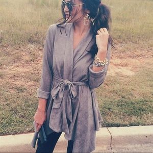 *MUST GO* Bow & Arrow - Taupe Suede Light Jacket